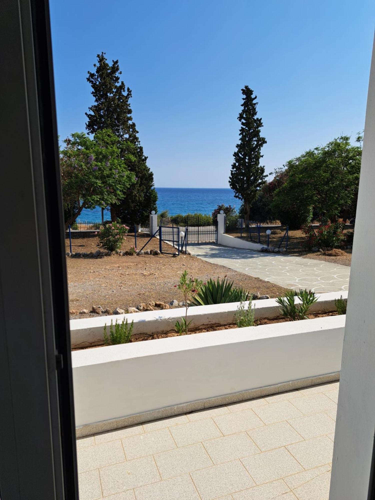 Aparthotel Pefkos Crystal Bay And *